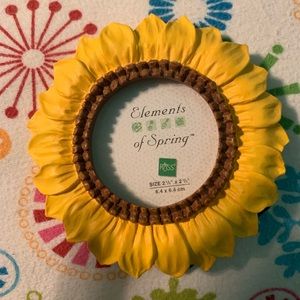 Mini sunflower picture frame.
